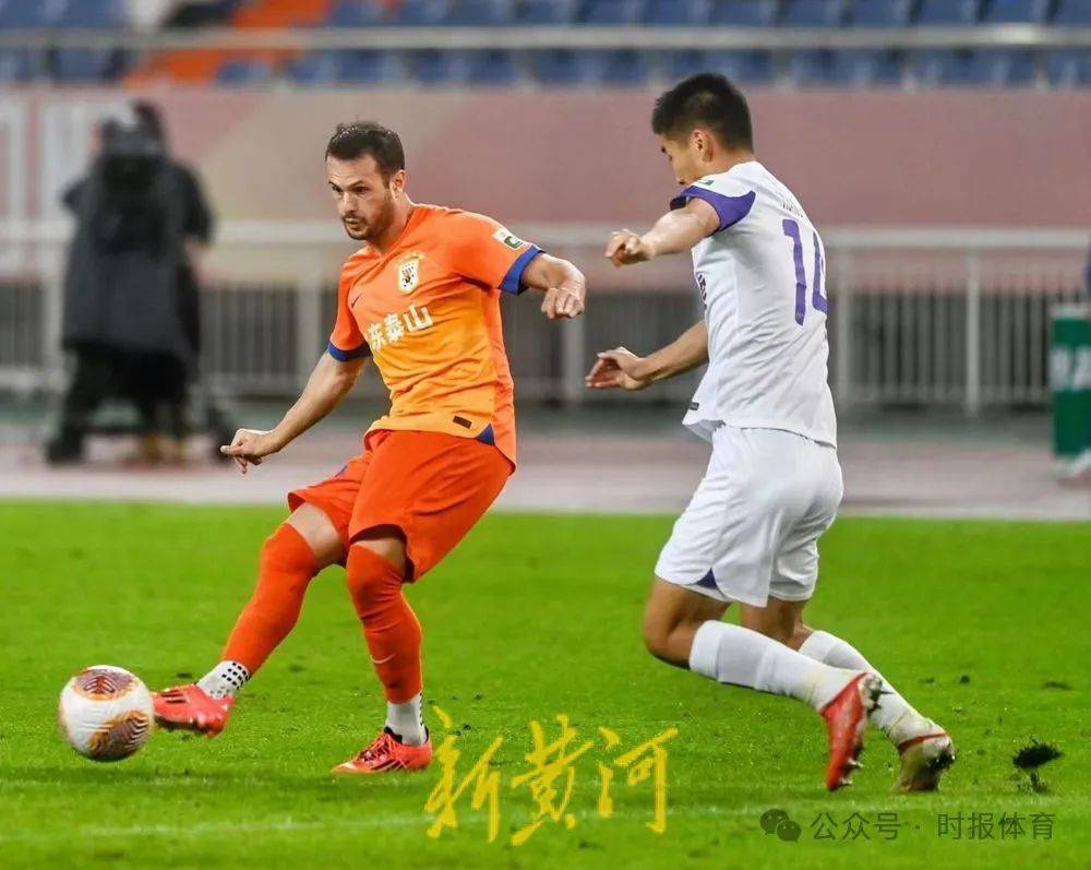 八戒体育-关于中超红牌！山东泰山队3-1胜武汉三镇！克雷桑进球无效！泽卡两球的信息