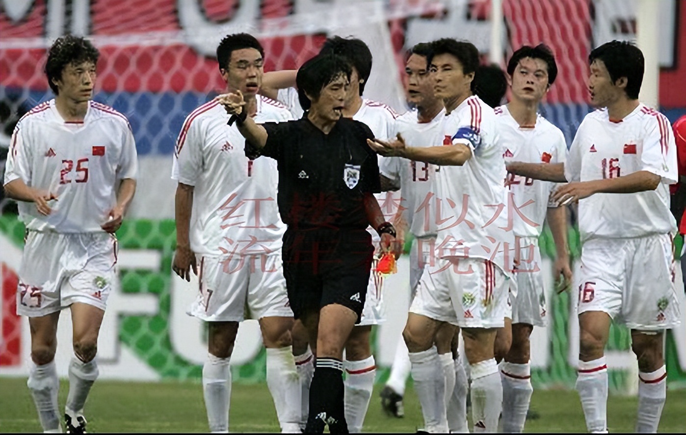 东亚杯-中国香港男足0-2韩国遭两连败末轮对阵国足的简单介绍
